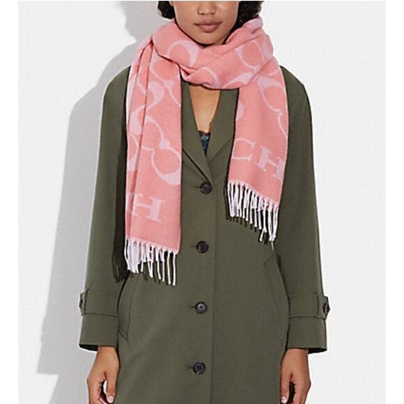 COACH OVERSIZED SCARF CANDY PINK SIGNATURE  MUFFLER NEW! - Picture 1 of 3